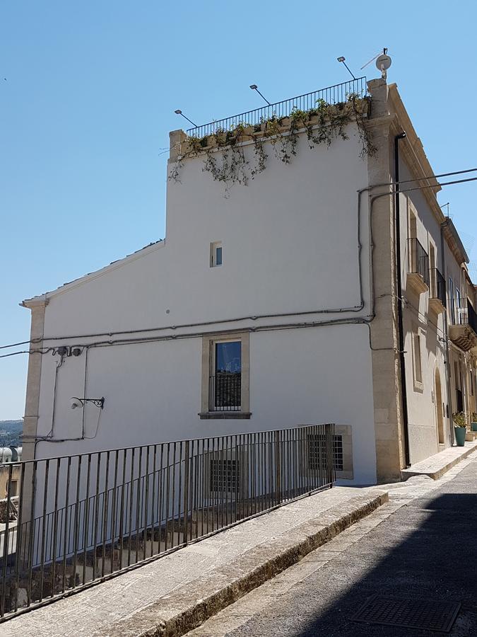 Reusuite Ragusa Exterior photo